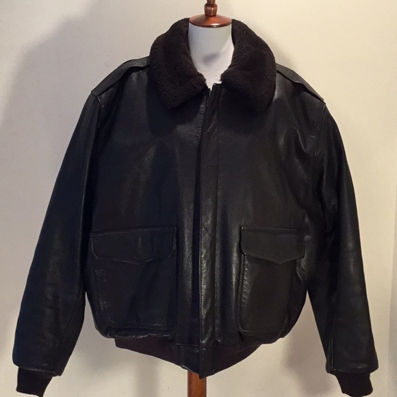 L.L. Bean Other - L.L. Bean Vintage & Original leather bomber jacket